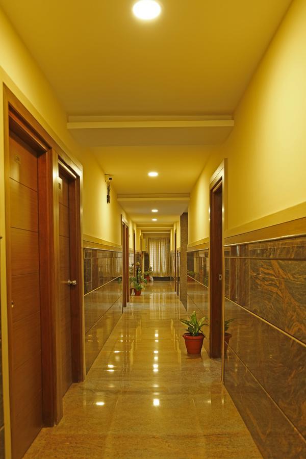 Shoba Elite Hotel Бангалор Екстериор снимка