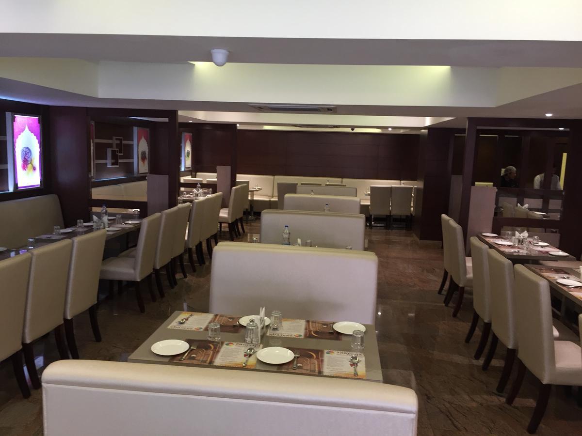 Shoba Elite Hotel Бангалор Екстериор снимка