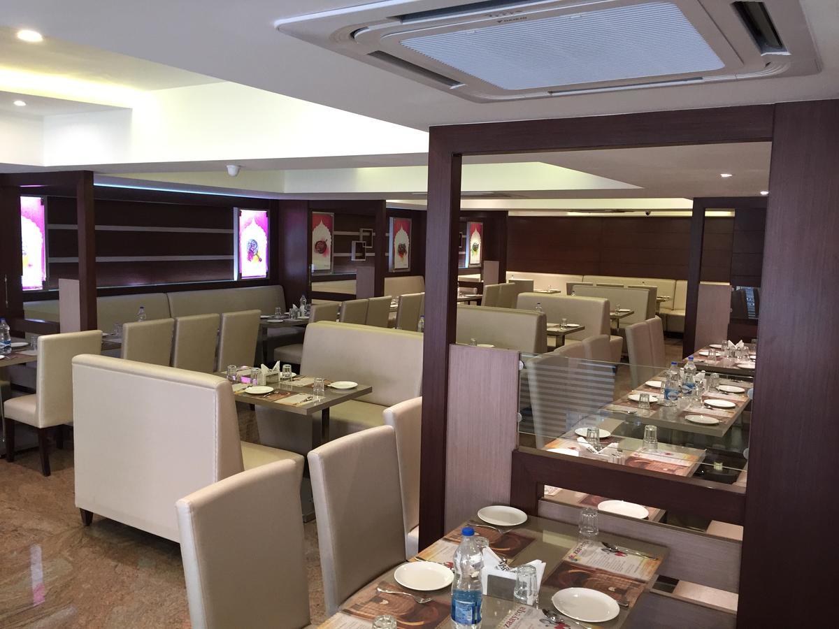 Shoba Elite Hotel Бангалор Екстериор снимка